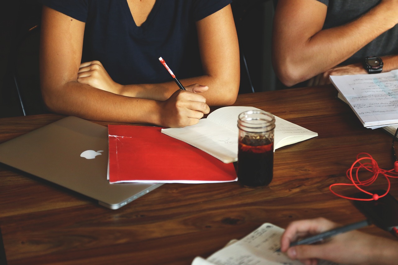 Les méthodes qui ont fait leurs preuves pour réviser efficacement pour le DSCG